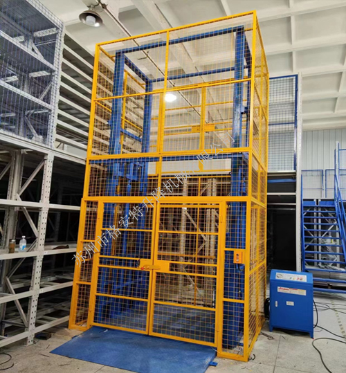 升降作业平台（导轨型）